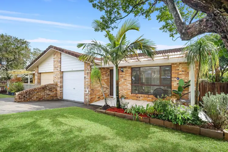 12 Corunna Crescent