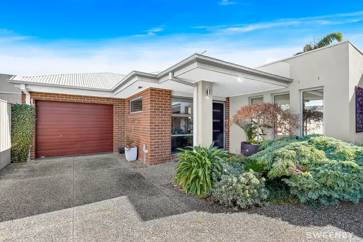 2/77 Maidstone Street, Altona VIC 3018