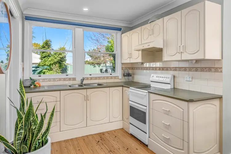 Fifth view of Homely house listing, 37 Barton Avenue, Singleton NSW 2330