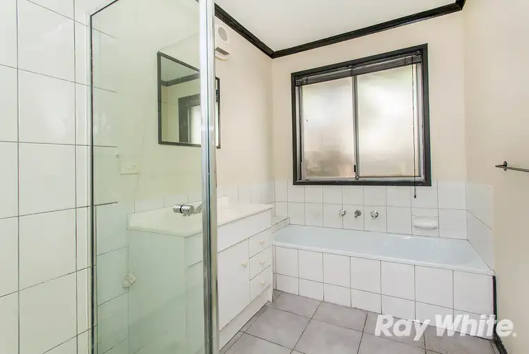 Fifth view of Homely house listing, 3 Cassowary Close, Carrum Downs VIC 3201