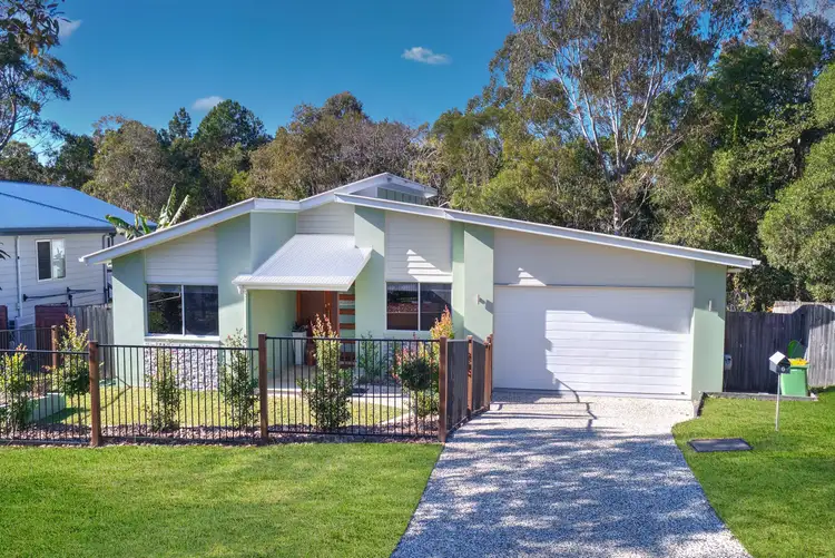 6 Pinbarren Court, Cooroy QLD 4563