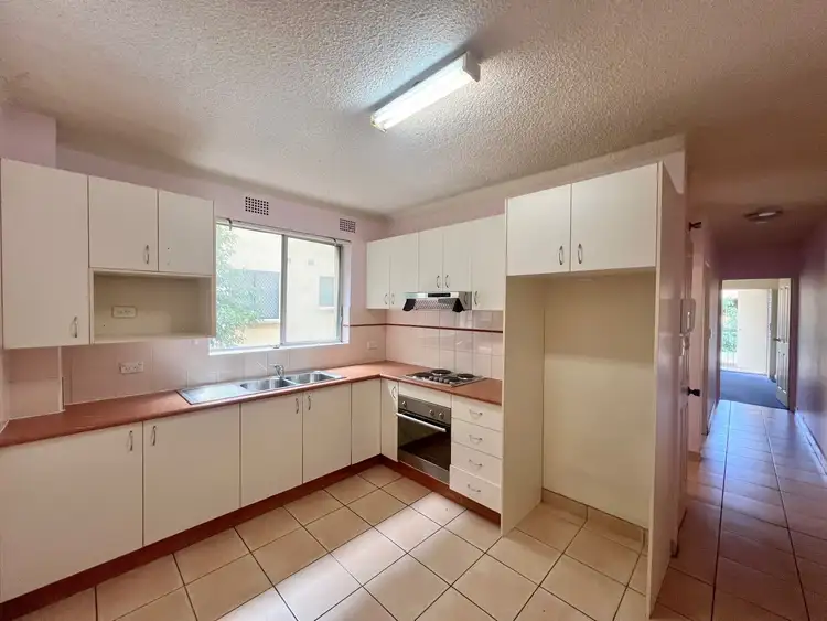 2/33 Harris street, Harris Park NSW 2150