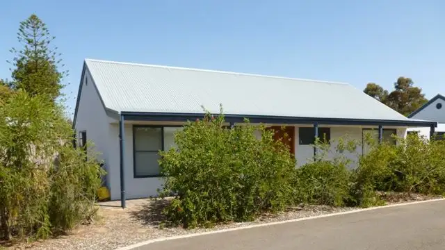 1/8 Beare Street, Clare SA 5453