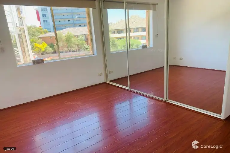 Main view of Homely unit listing, 5/17 chapel, Rockdale NSW 2216
