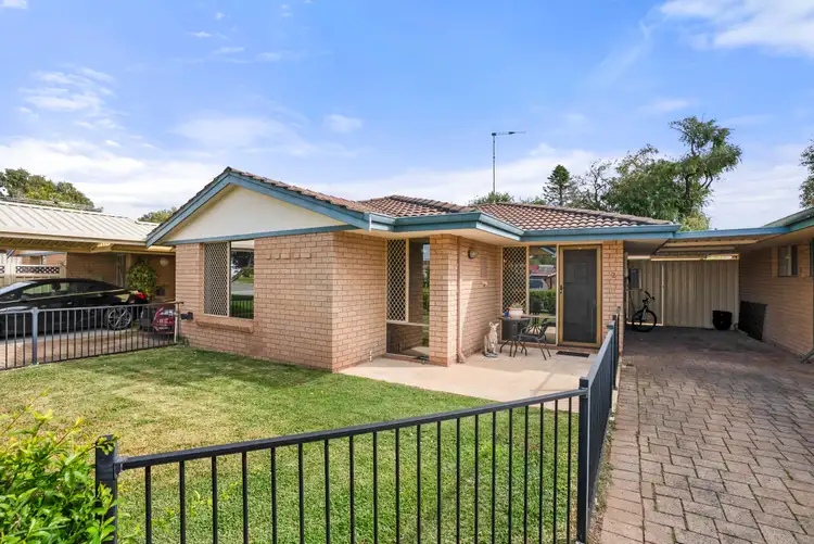 2/17 Casilda Place, Cooloongup WA 6168
