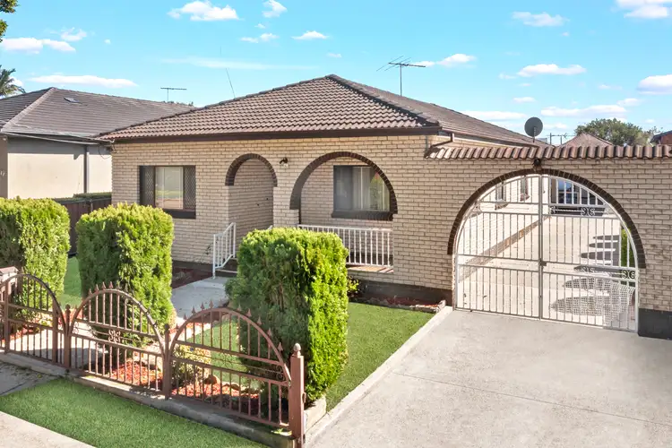 75 Leylands Parade, Belmore NSW 2192