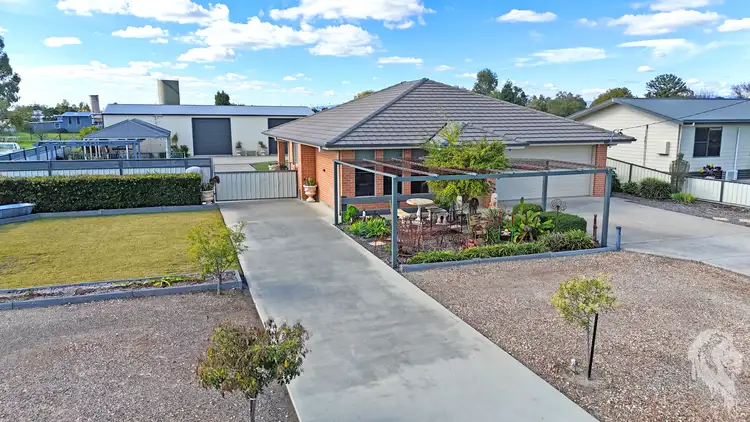 34 Kelvin Vickery Avenue