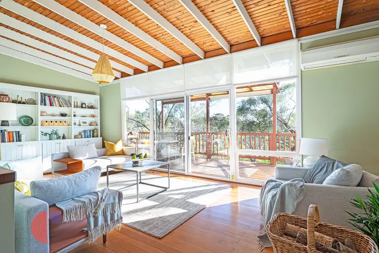 35 Mountain Road, Eden Hills SA 5050