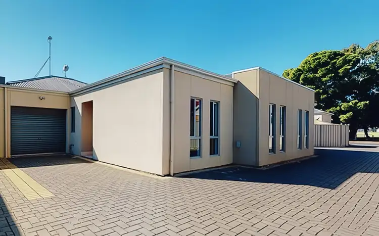 18 Davidson Road