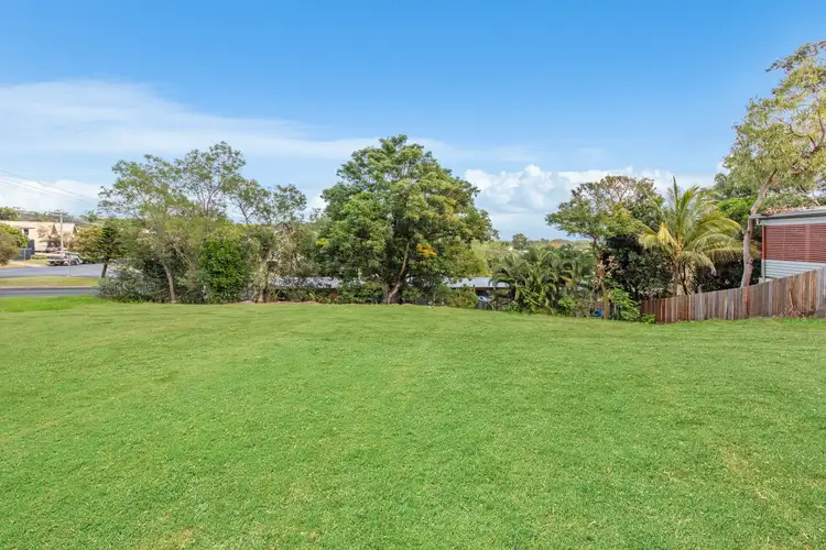 19 Cooloola Drive, Rainbow Beach QLD 4581