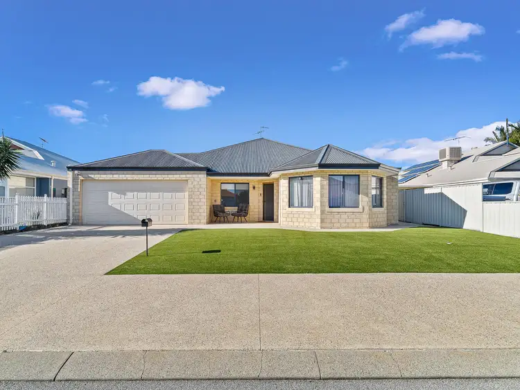 19 Brouwer Trail, Dudley Park WA 6210