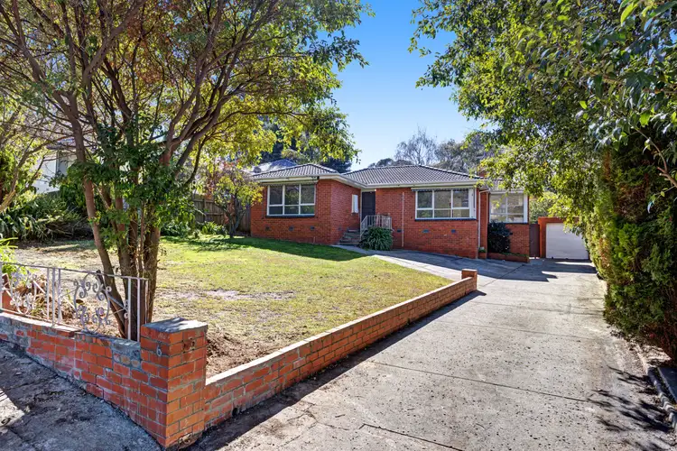 6 Leitch St, Ferntree Gully VIC 3156