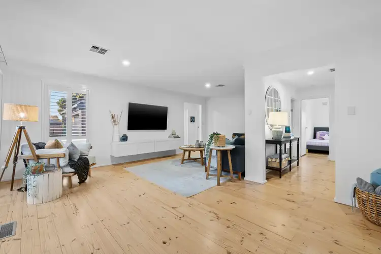 Second view of Homely house listing, 10 Bexsarm Crescent, Rowville VIC 3178