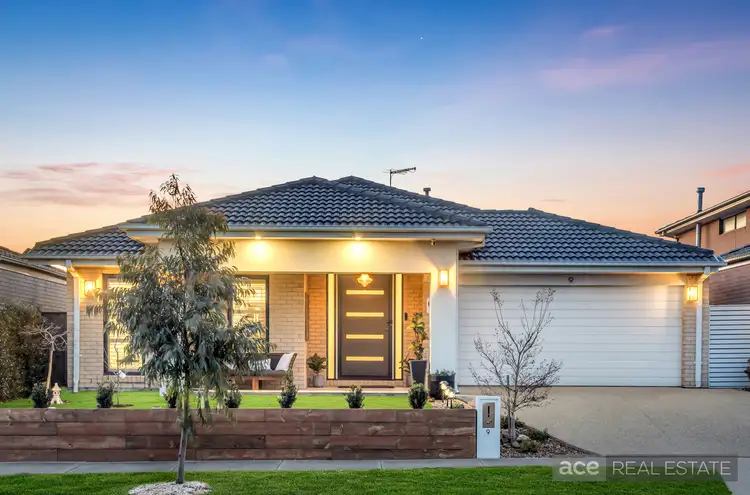 9 Anniversary Avenue, Wyndham Vale VIC 3024