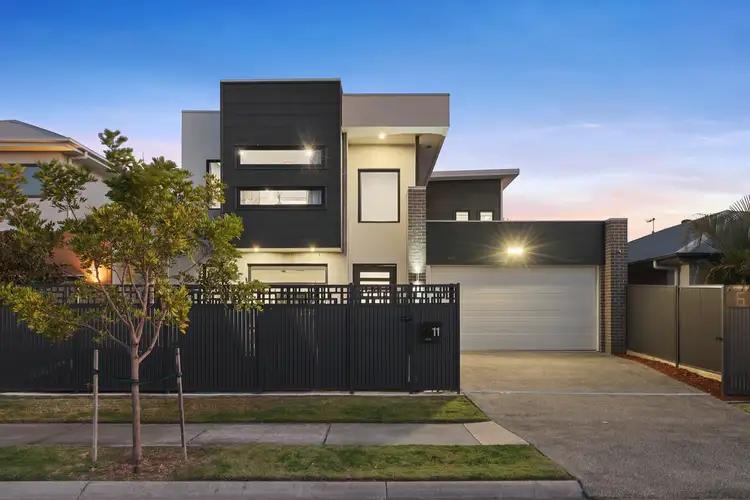 11 Crusade Street, Newport QLD 4020