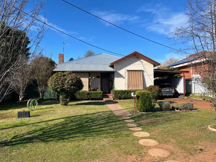 103 Mirrool Street, Coolamon NSW 2701