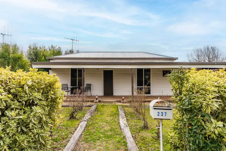 237 March Street, Orange NSW 2800