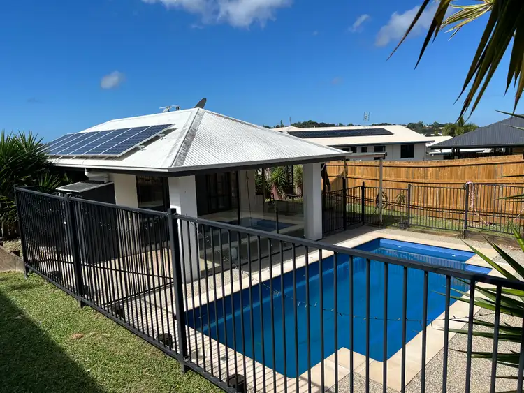 7 Brearley Court, Rural View QLD 4740