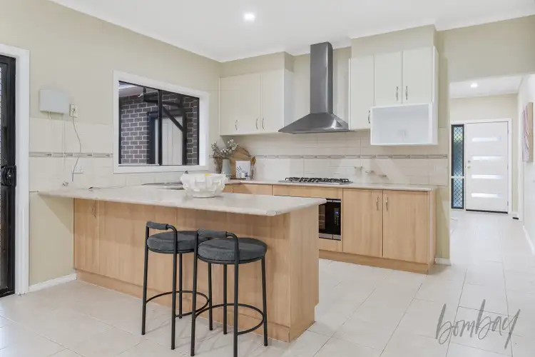 Sixth view of Homely house listing, 16 Elms Way, Craigieburn VIC 3064