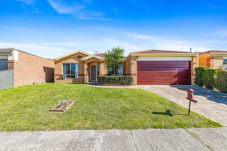 12 Mariner Close, Cranbourne North VIC 3977