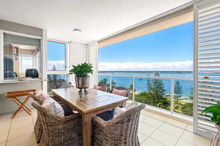 803/212 Marine Parade, Labrador QLD 4215