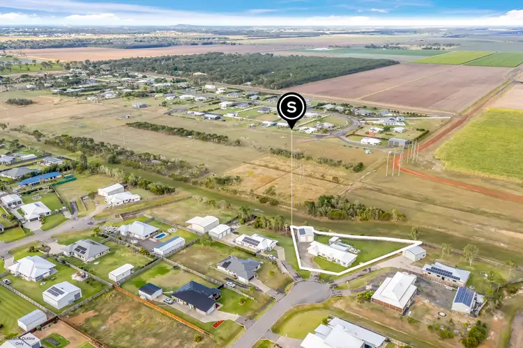 21 Lakefield Court, Branyan QLD 4670