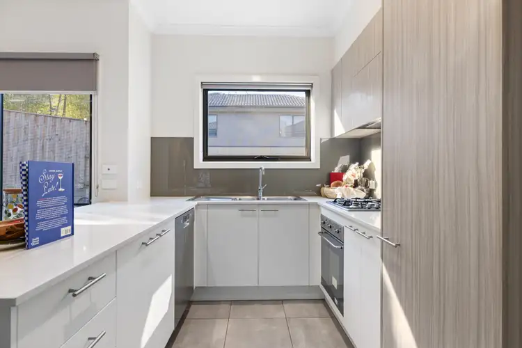 Fifth view of Homely townhouse listing, 8 Primary Street, Mooroolbark VIC 3138