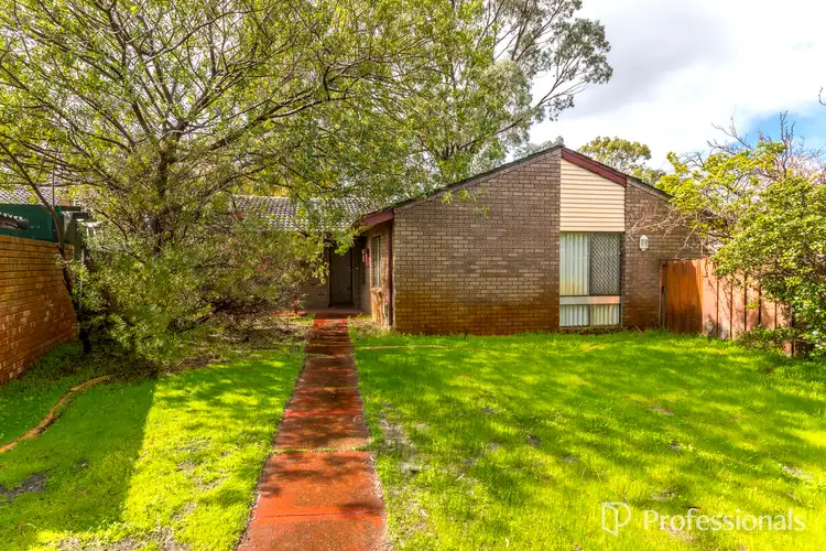 18 Beenan Close, Karawara WA 6152