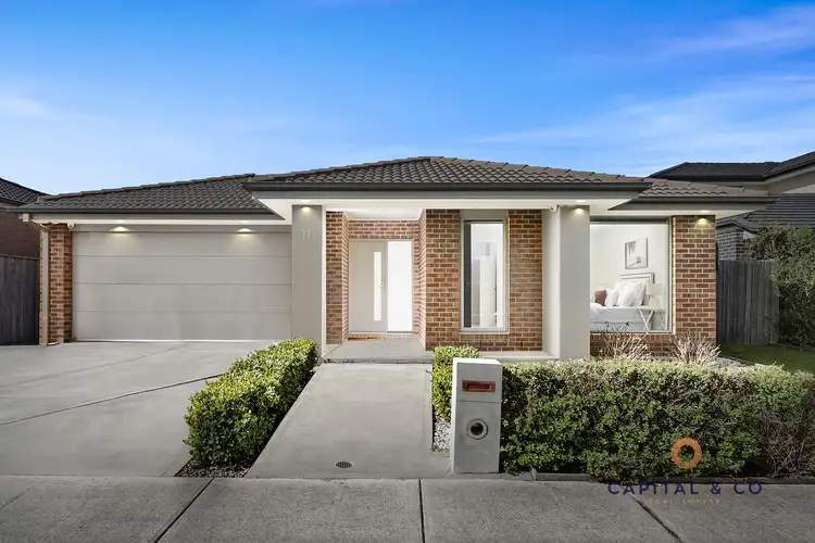 11 Twilight Drive, Mickleham VIC 3064