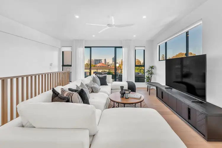 Main view of Homely townhouse listing, 4/3 Alberta Place, Surfers Paradise QLD 4217