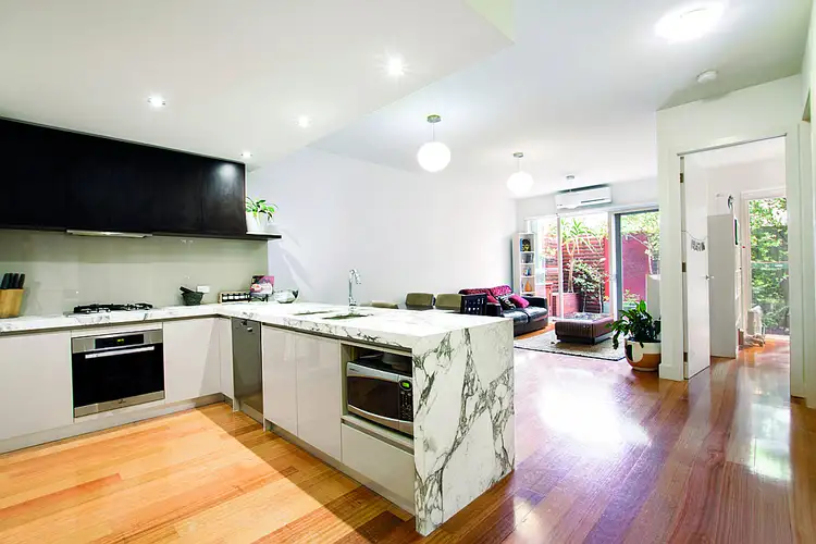 14/10 Tennyson Street, St Kilda VIC 3182