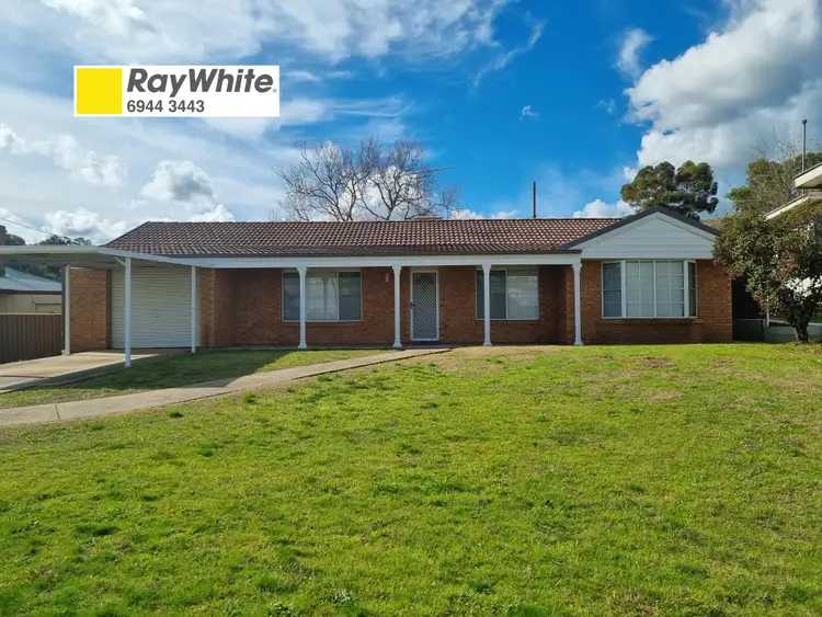 141 Hanley Street, Gundagai NSW 2722