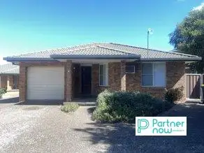 13 Cowper Close