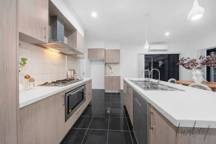 Third view of Homely house listing, 28 Braveheart Road, Craigieburn VIC 3064