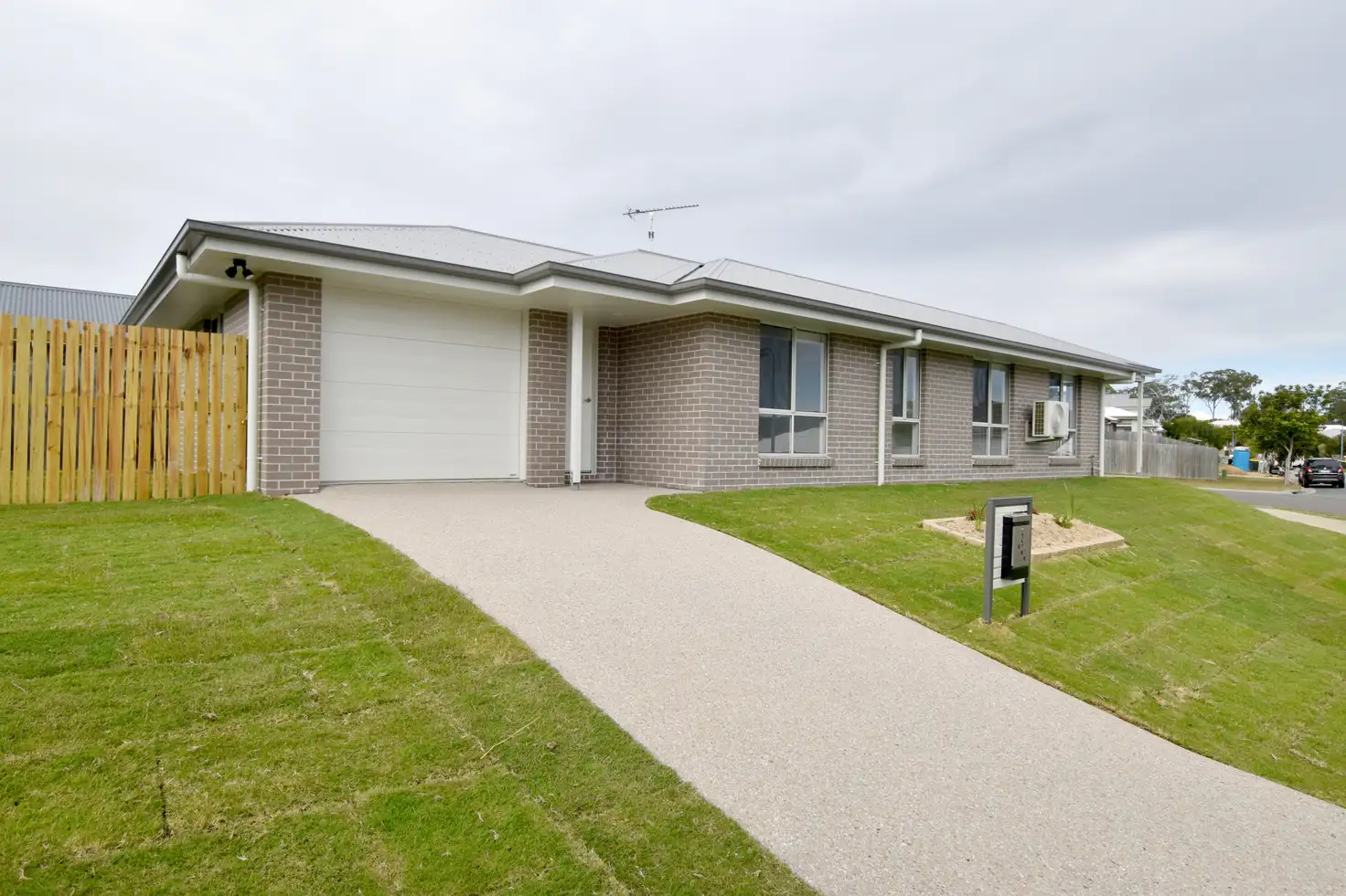 Main view of Homely house listing, 2 Sheathbill Circuit, Kirkwood QLD 4680