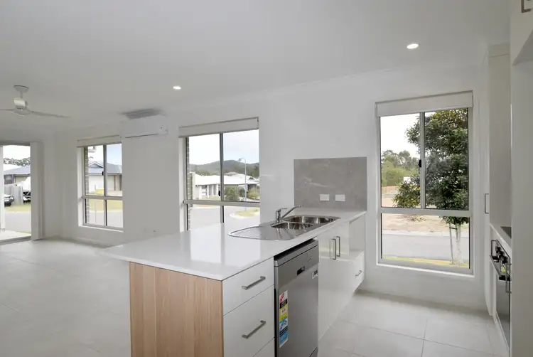 Fourth view of Homely house listing, 2 Sheathbill Circuit, Kirkwood QLD 4680