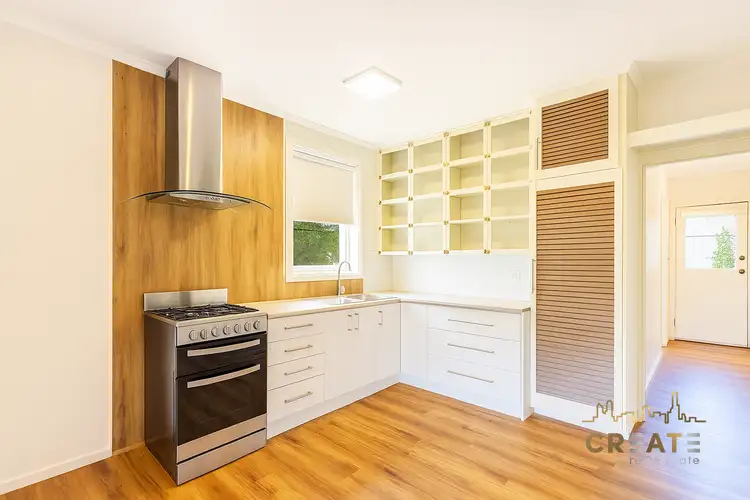 30 Howden Cres, Braybrook VIC 3019