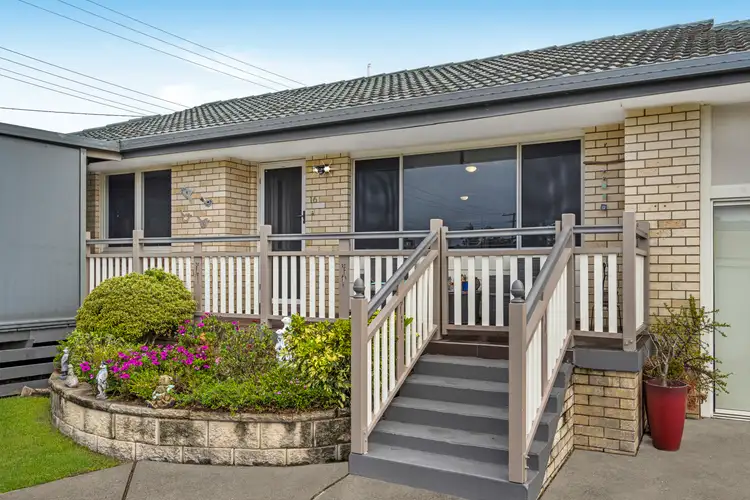 16 Lindel Street, Kippa-Ring QLD 4021