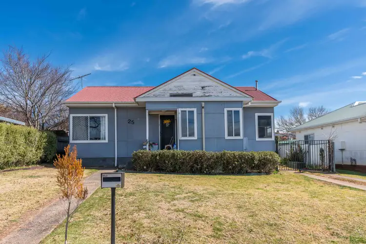 25 Tobruk Crescent, Orange NSW 2800