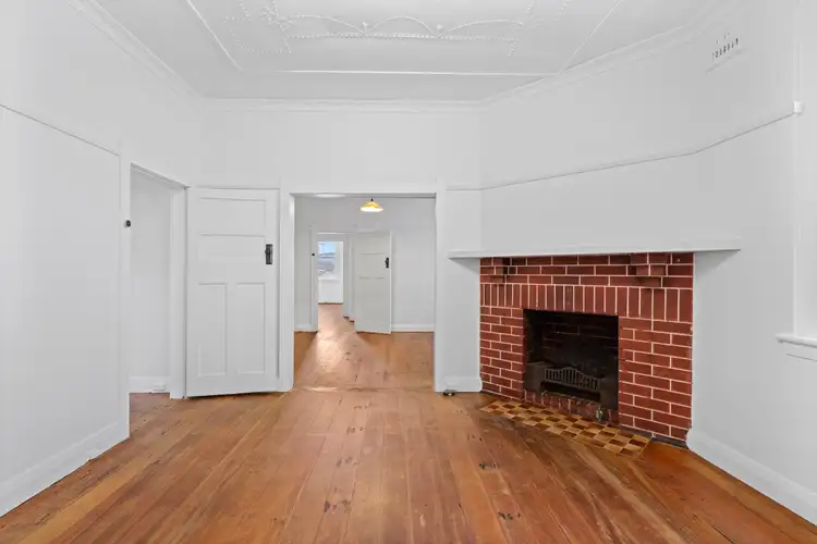 Third view of Homely house listing, 5 Shepherds Court, Goulburn NSW 2580