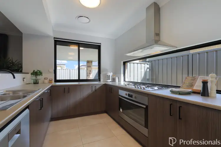 Fifth view of Homely house listing, 8 Langton Way, Hilbert WA 6112