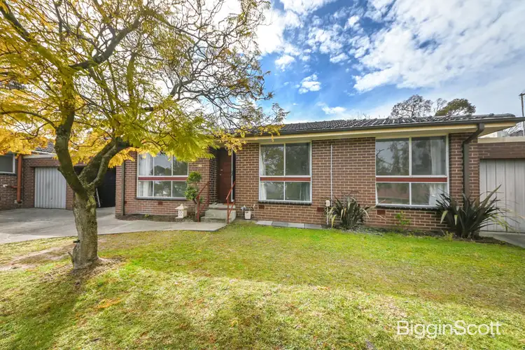 Main view of Homely unit listing, 2/18 Chatham Avenue, Ferntree Gully VIC 3156
