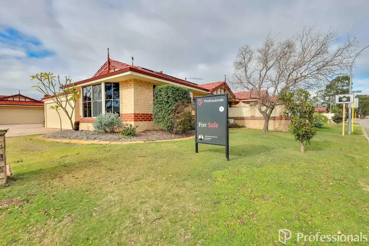 182A Forest Lakes Drive, Thornlie WA 6108