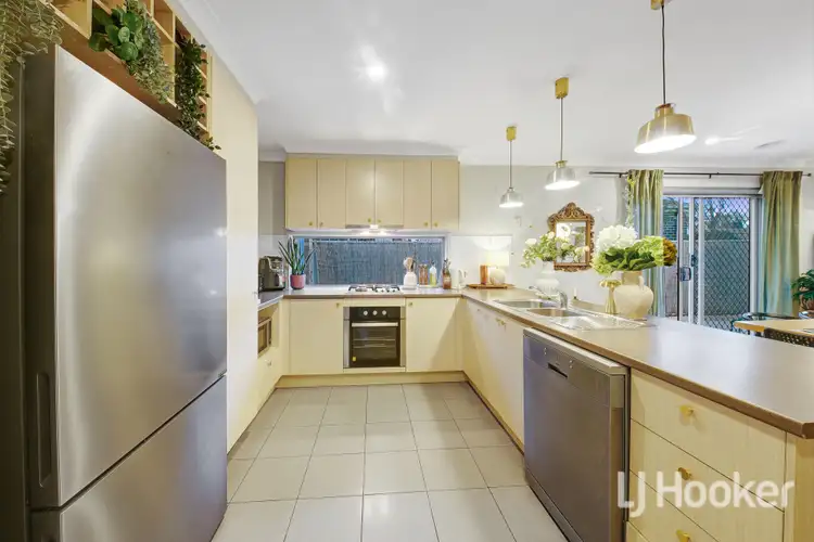 Sixth view of Homely house listing, 28 Mallow Street, Brookfield VIC 3338