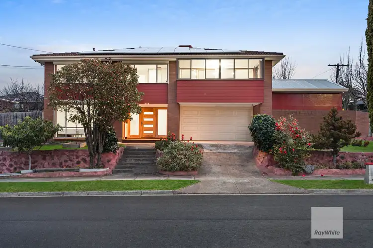 1 Banks Place, Gladstone Park VIC 3043