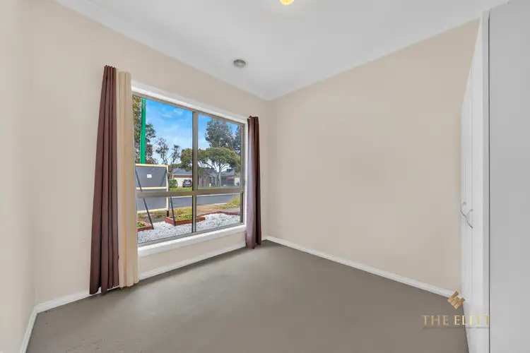 Fourth view of Homely house listing, 8 Papillon Parade, Tarneit VIC 3029