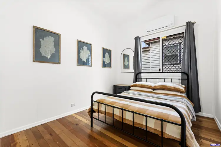 2-3/2 Bothwell Street, Newtown QLD 4350
