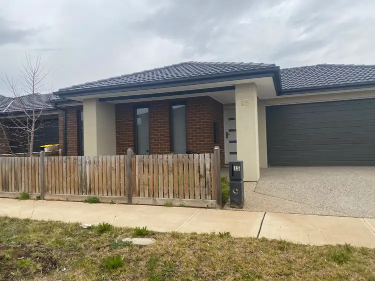 15 Lilypad Way, Rockbank VIC 3335