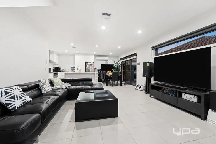 Third view of Homely townhouse listing, 1/23 Millawa Avenue, St Albans VIC 3021