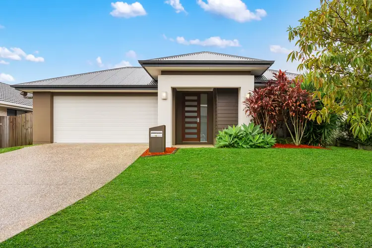 18 Nullarbor Circuit, North Lakes QLD 4509